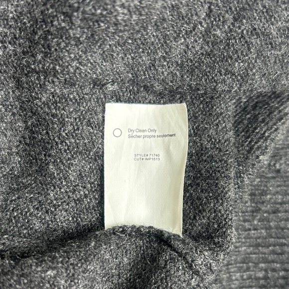 Vince Womens 100% Cashmere Sweater Cardigan Sz Small Gray Button Up Pockets - Picture 6 of 7